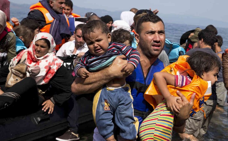 EC proposes extra 1.7 billion euros for migrant crisis - ảnh 1